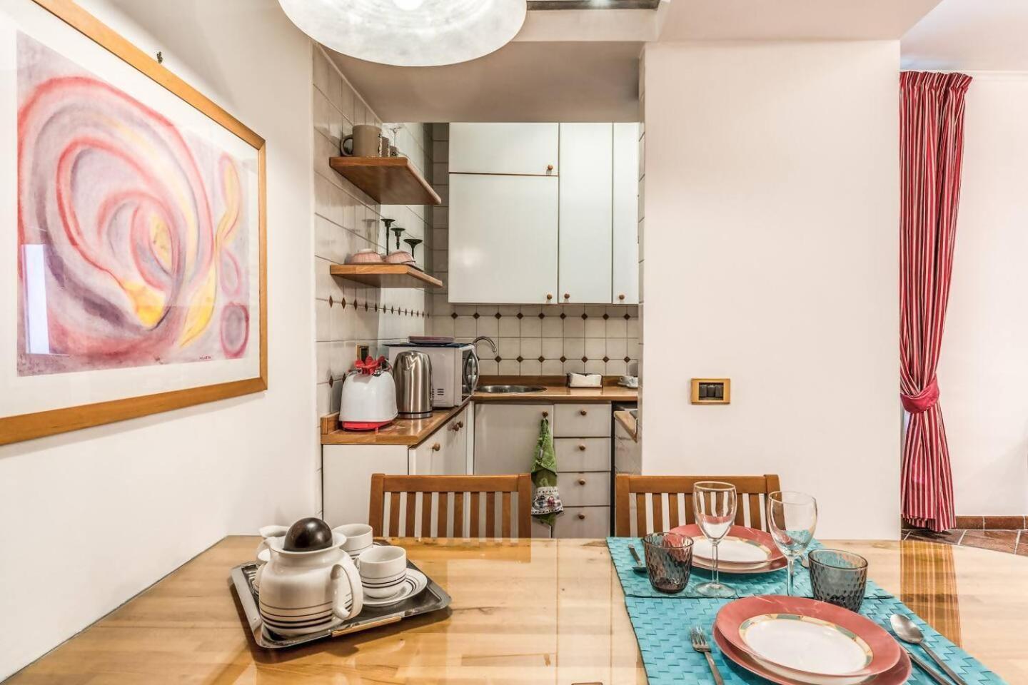 Апартаменты Cozy Flat In Trevi Fountain Рим Экстерьер фото