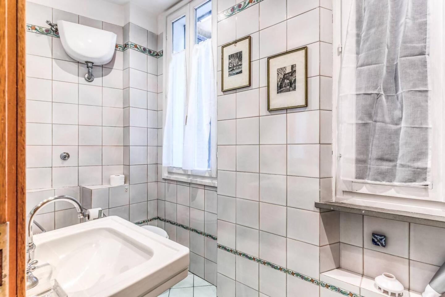 Апартаменты Cozy Flat In Trevi Fountain Рим Экстерьер фото